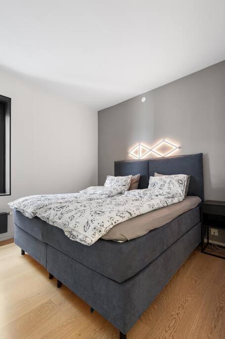 Modern 3Bed Room Sea View Apartment @ Oslo Barcode Екстер'єр фото