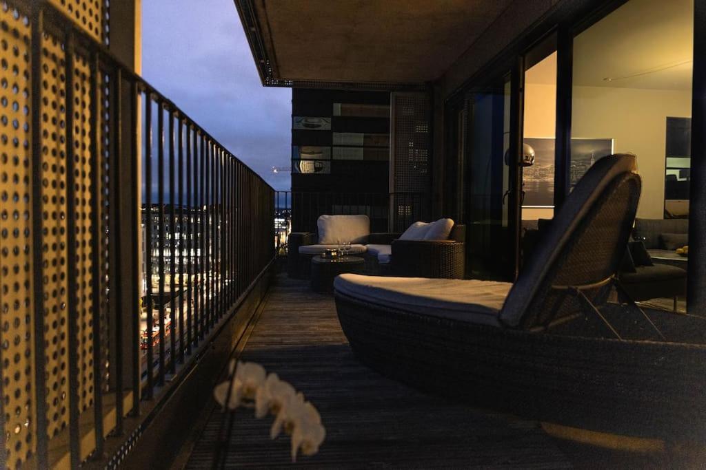 Modern 3Bed Room Sea View Apartment @ Oslo Barcode Екстер'єр фото