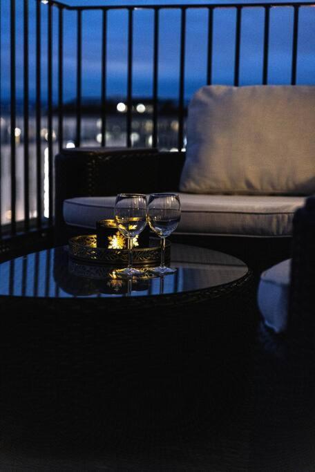 Modern 3Bed Room Sea View Apartment @ Oslo Barcode Екстер'єр фото