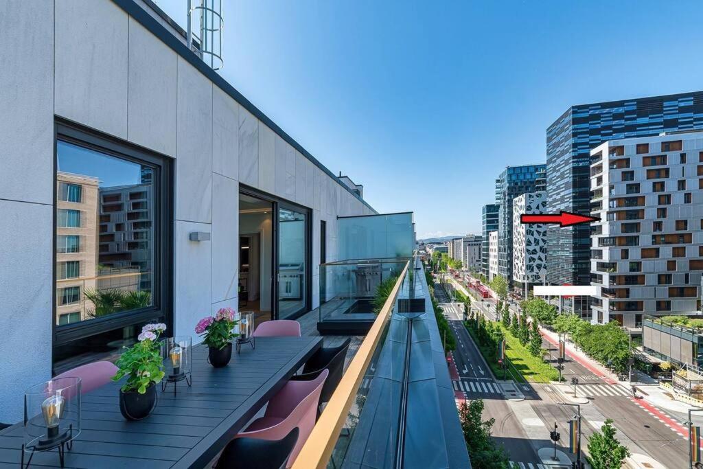 Modern 3Bed Room Sea View Apartment @ Oslo Barcode Екстер'єр фото