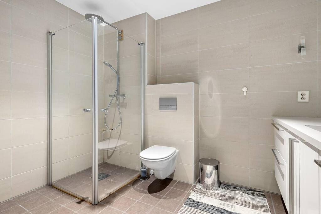 Modern 3Bed Room Sea View Apartment @ Oslo Barcode Екстер'єр фото
